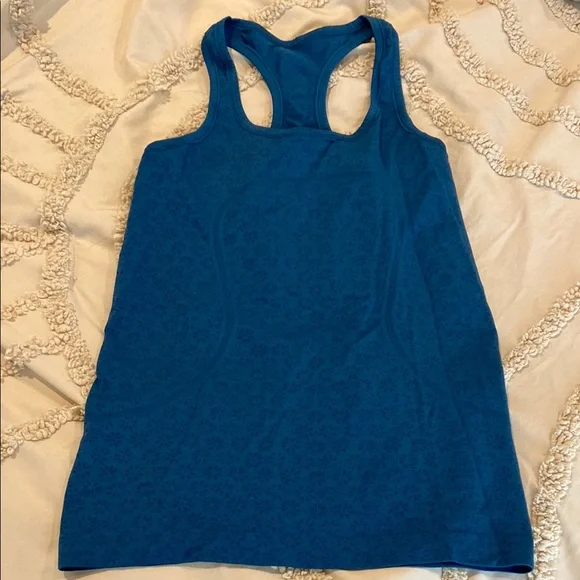 Lululemon Tank Top - Picture 2 of 4